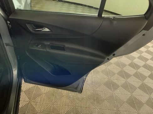 Used 2024 Chevrolet Equinox LT w/ LPO, Floor Liner Package image 39