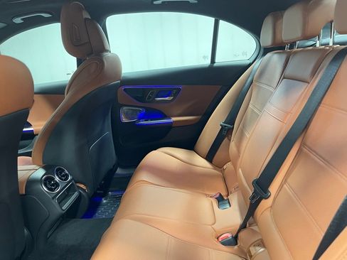 Used 2025 Mercedes-Benz C 300 4MATIC Sedan image 25