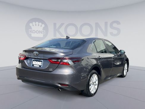 Used 2023 Toyota Camry LE AWD/4WD image 7