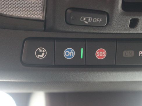 Used 2023 Chevrolet Silverado 2500 High Country AWD/4WD image 36
