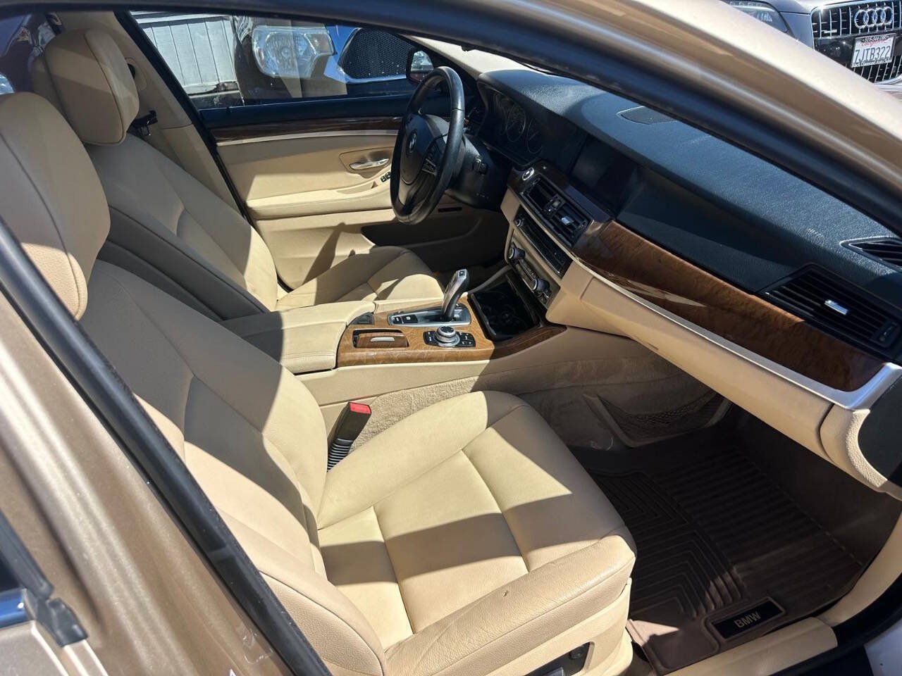 Used 2011 BMW 528i Sedan RWD image 17