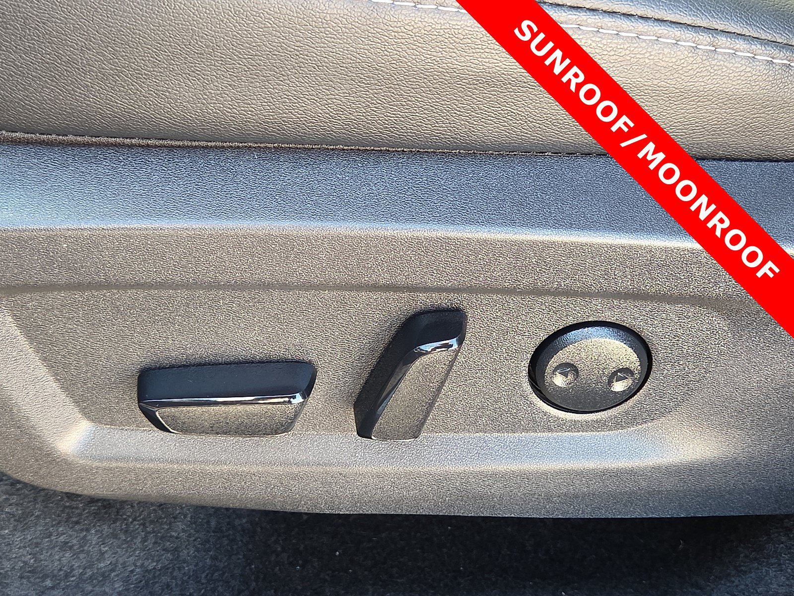 Used 2026 Nissan Murano SL AWD/4WD image 14