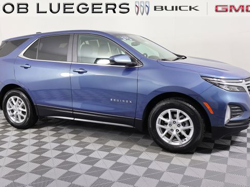 Certified 2024 Chevrolet Equinox LT FWD image 2