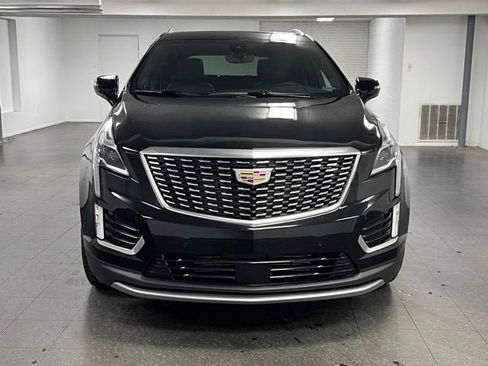 Certified 2025 Cadillac XT5 Premium Luxury w/ Technology Package AWD/4WD image 8