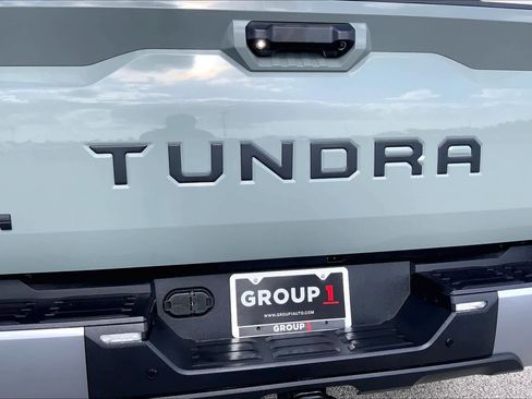 Used 2024 Toyota Tundra Limited w/ Power Package image 10