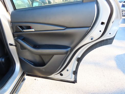 Used 2022 MAZDA CX-30 AWD 2.5 S w/ Select Package image 12