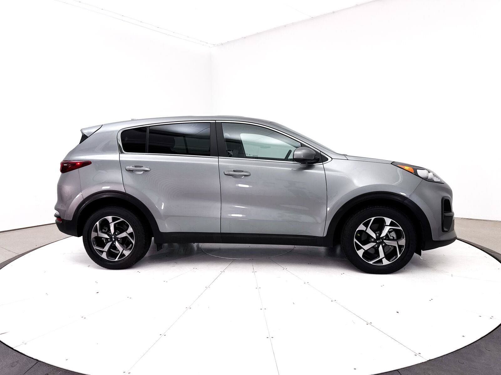 Used 2022 Kia Sportage LX FWD image 37