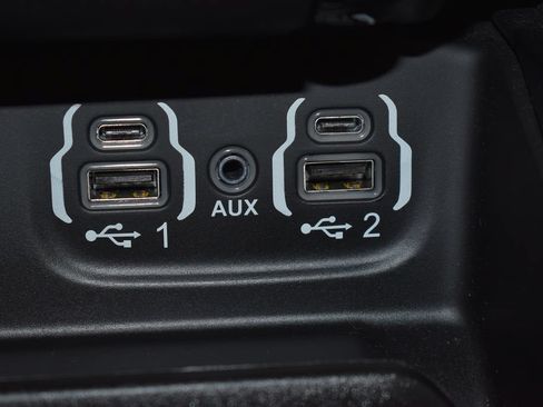 Used 2024 RAM 1500 Big Horn AWD/4WD image 25