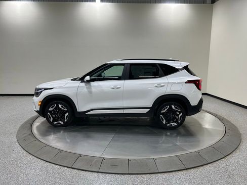 New 2026 Kia Seltos SX w/ SX Sunroof Package image 8