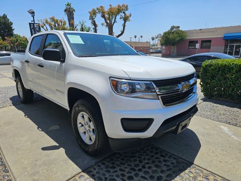 Used 2019 Chevrolet Colorado W/T w/ WT Convenience Package RWD image 3