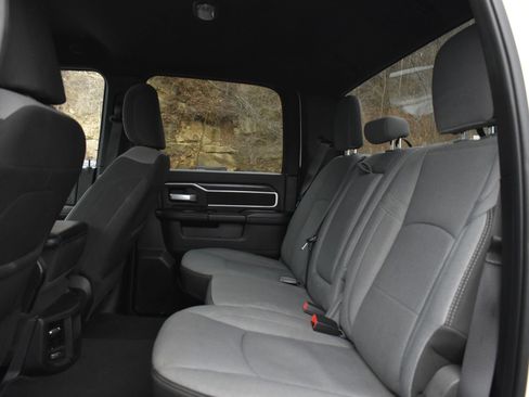 Used 2024 RAM 2500 Big Horn image 17