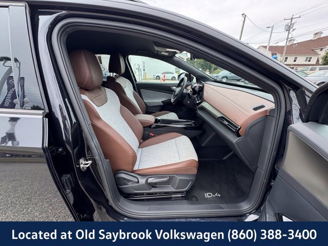 Certified 2023 Volkswagen ID.4 Pro AWD/4WD image 23
