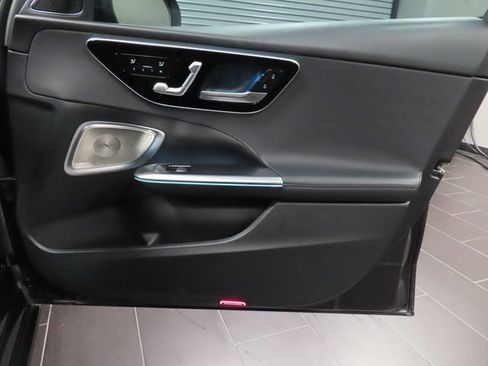 Used 2022 Mercedes-Benz C 300 Sedan image 14