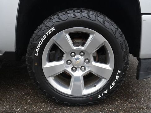 Used 2017 Chevrolet Silverado 1500 LT w/ All Star Edition image 12