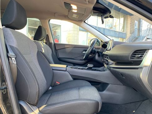 Used 2023 Nissan Rogue SV image 36