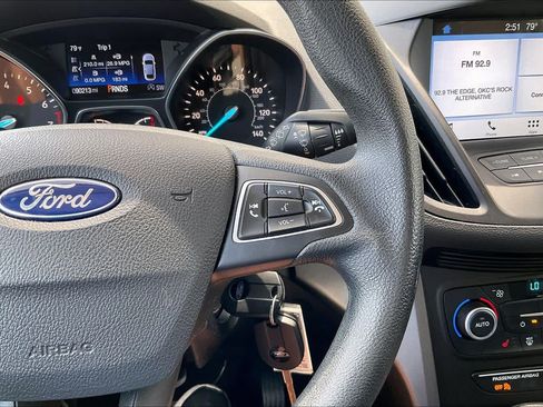 Used 2018 Ford Escape SE w/ SE Sync 3 Package FWD image 22