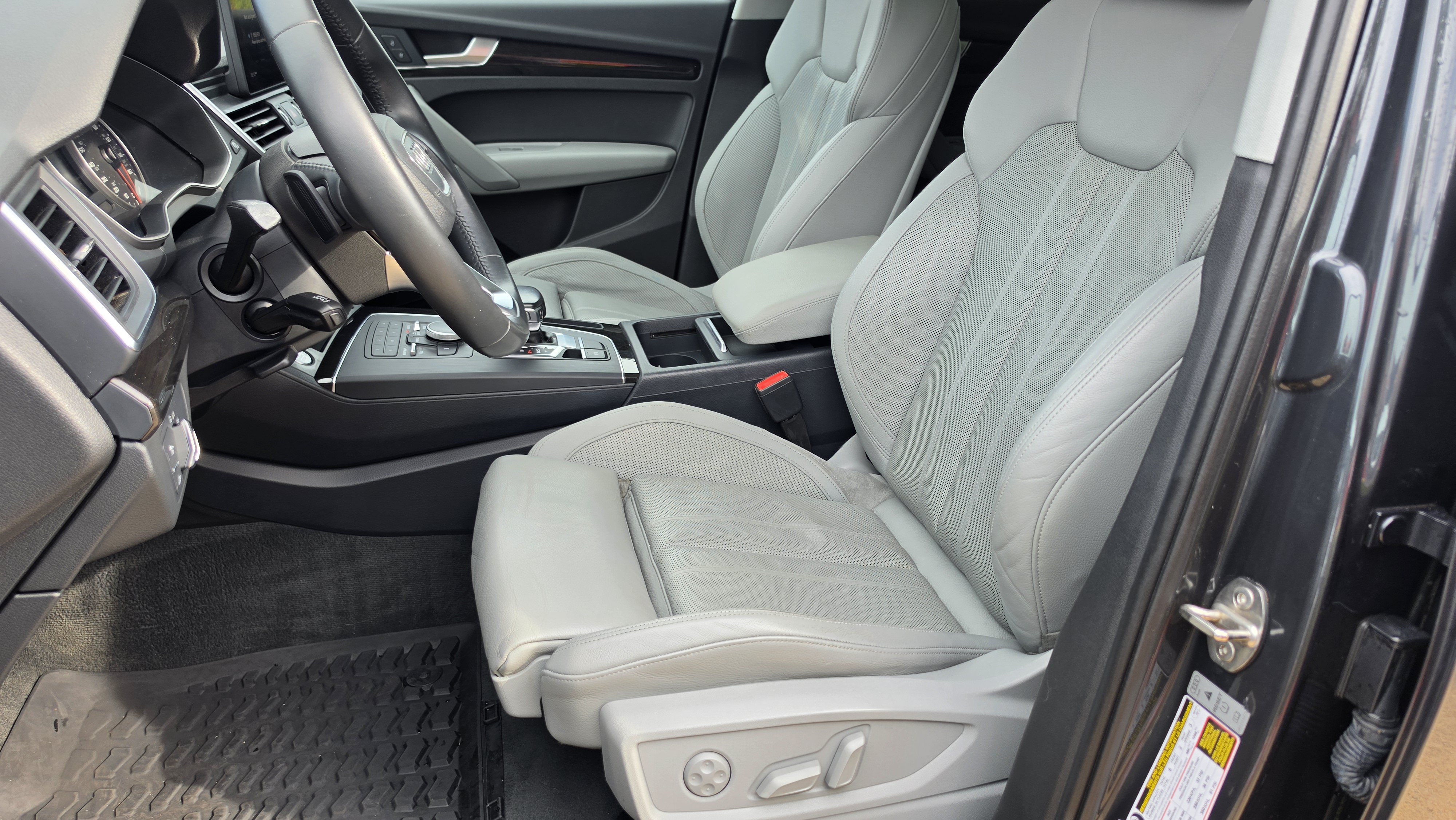 Used 2018 Audi Q5 2.0T Premium Plus AWD/4WD image 26