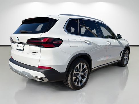 Used 2026 BMW X5 xDrive40i image 3