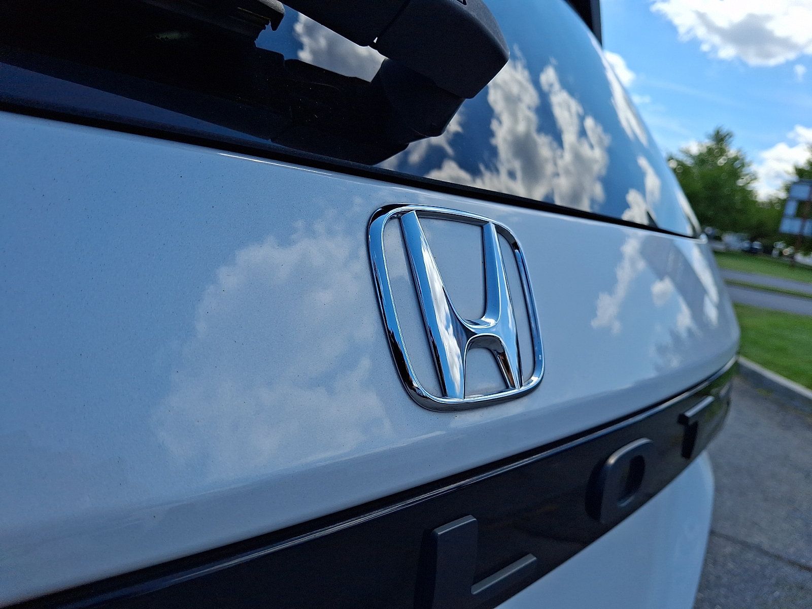 Used 2023 Honda Pilot TrailSport image 31
