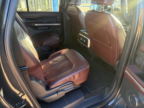 Used 2024 Ford Expedition Max Limited image 26