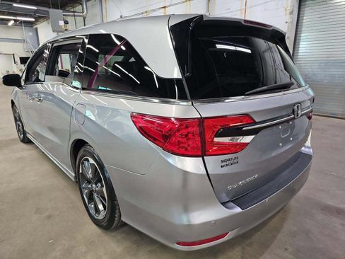 Used 2024 Honda Odyssey Elite image 2