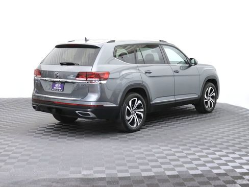 Used 2023 Volkswagen Atlas SEL AWD/4WD image 9