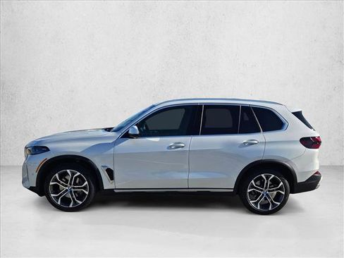 Used 2025 BMW X5 xDrive40i w/ Premium Package image 9
