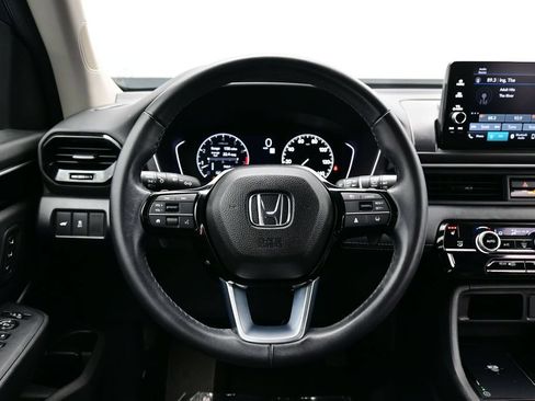 Used 2025 Honda Pilot EX-L image 45