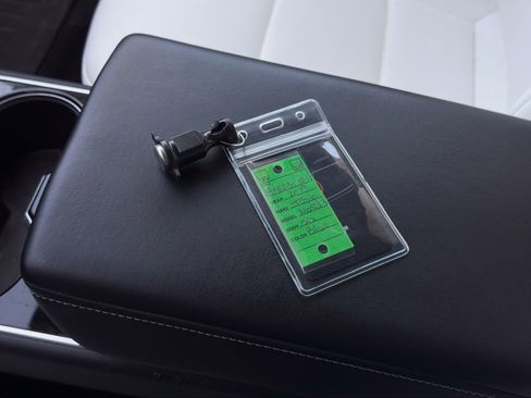 Used 2019 Tesla Model 3 Performance image 23