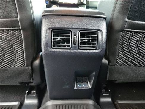 Used 2023 Toyota 4Runner TRD Off-Road Premium AWD/4WD image 17