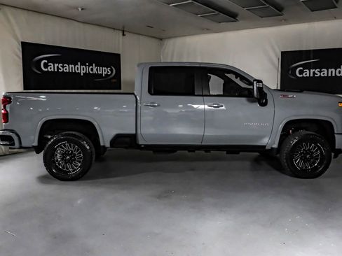 Used 2024 Chevrolet Silverado 2500 LT image 6