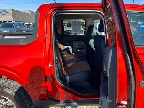 Used 2024 Ford Maverick Lariat w/ FX4 Off-Road Package image 19