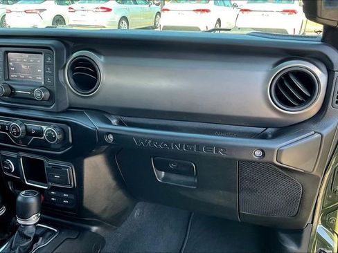 Used 2021 Jeep Wrangler Unlimited Sport AWD/4WD image 21