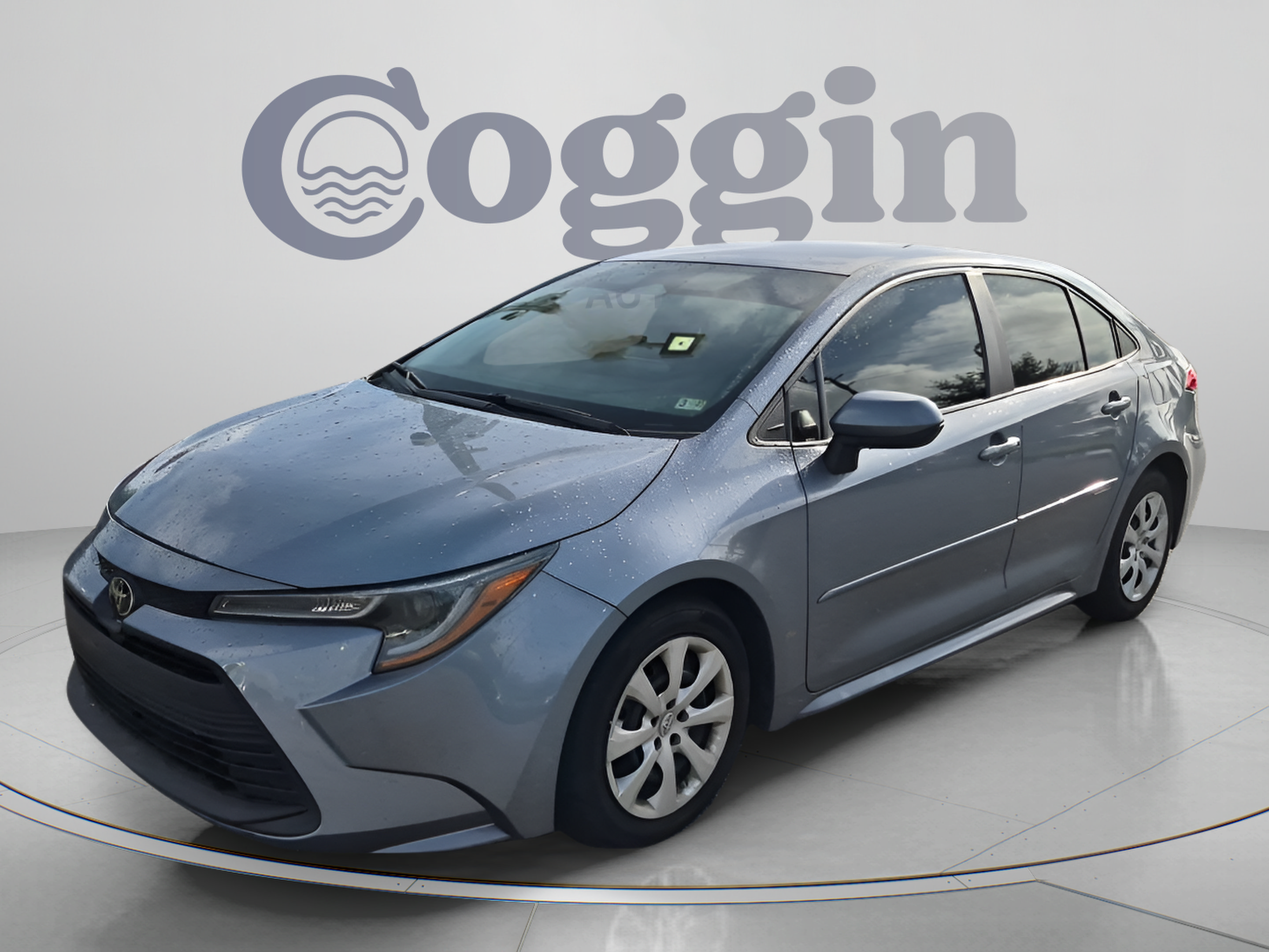 Used 2023 Toyota Corolla LE FWD image 1