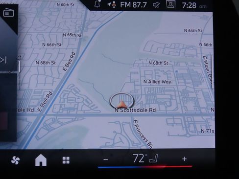 New 2026 BMW X1 xDrive28i w/ Convenience Package image 15