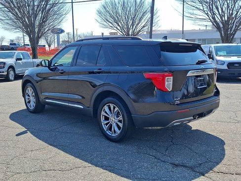Certified 2023 Ford Explorer XLT w/ Equipment Group 202A AWD/4WD image 7