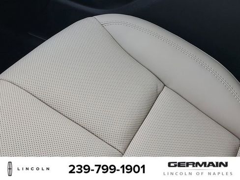 New 2026 Lincoln Corsair Reserve image 27