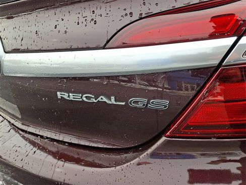 Used 2017 Buick Regal GS w/ Driver Confidence Package #2 image 33