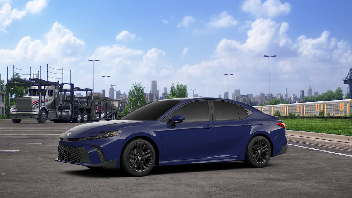New 2026 Toyota Camry SE FWD image 2