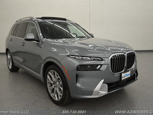 Used 2025 BMW X7 xDrive40i image 6