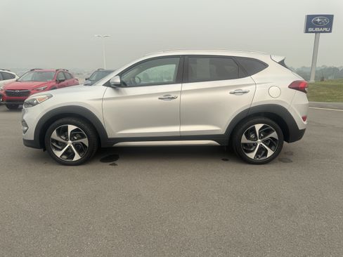 Used 2017 Hyundai Tucson Limited AWD/4WD image 7
