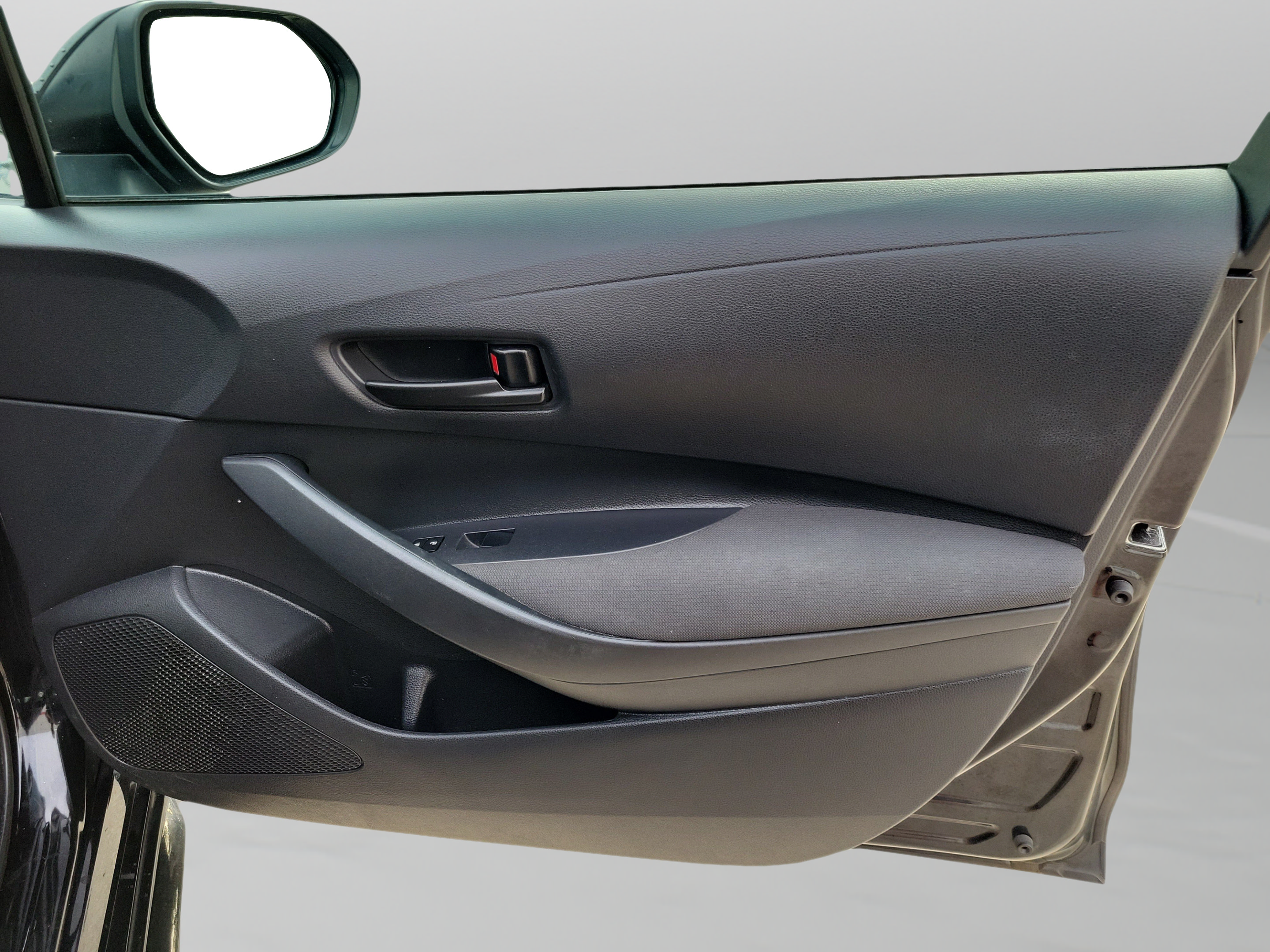 Used 2024 Toyota Corolla LE FWD image 21