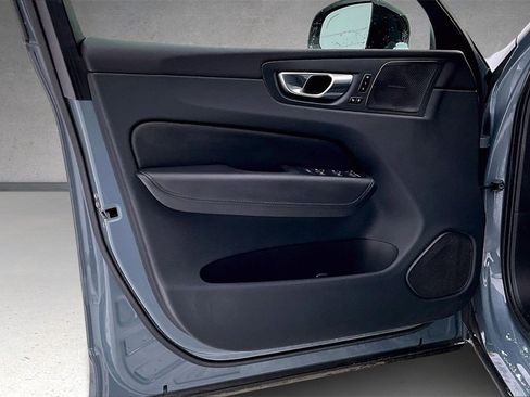 Used 2023 Volvo XC60 B5 Plus w/ Protection Package Premier image 19