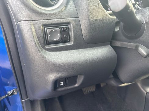 Used 2014 Nissan Versa Note SV image 12