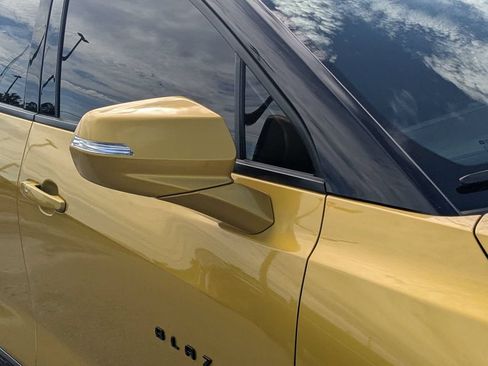 Used 2022 Chevrolet Blazer RS w/ Enhanced Convenience Package FWD image 10