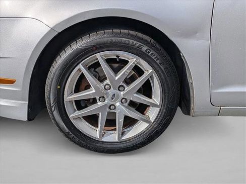 Used 2010 Ford Fusion SEL image 21