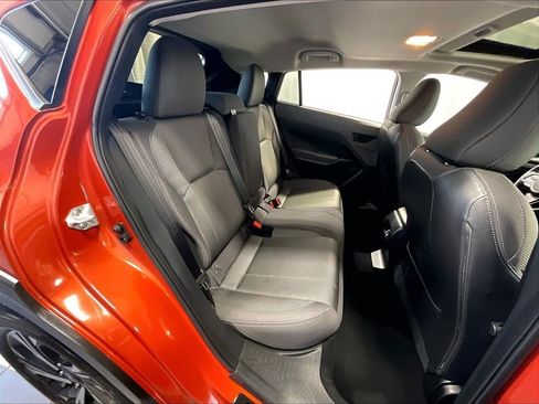Used 2024 Subaru Crosstrek 2.0i Premium AWD/4WD image 16