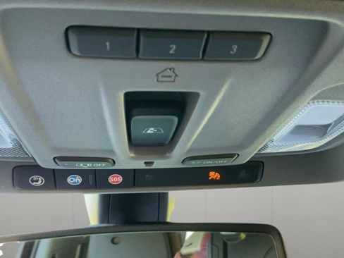 Used 2019 Chevrolet Silverado 1500 LTZ image 27