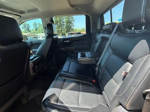 Used 2020 Chevrolet Silverado 1500 RST w/ Texas Edition AWD/4WD image 17