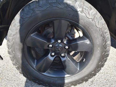 Used 2021 RAM 1500 Classic SLT w/ Electronics Convenience Group AWD/4WD image 54